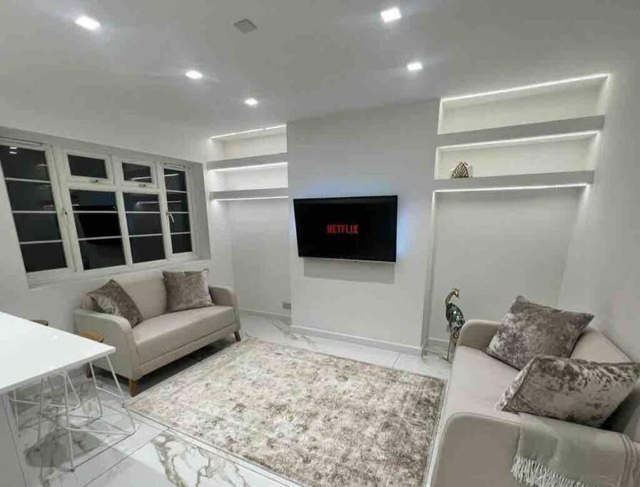 Premium Private Apartment Minutes To Central Londra Exterior foto